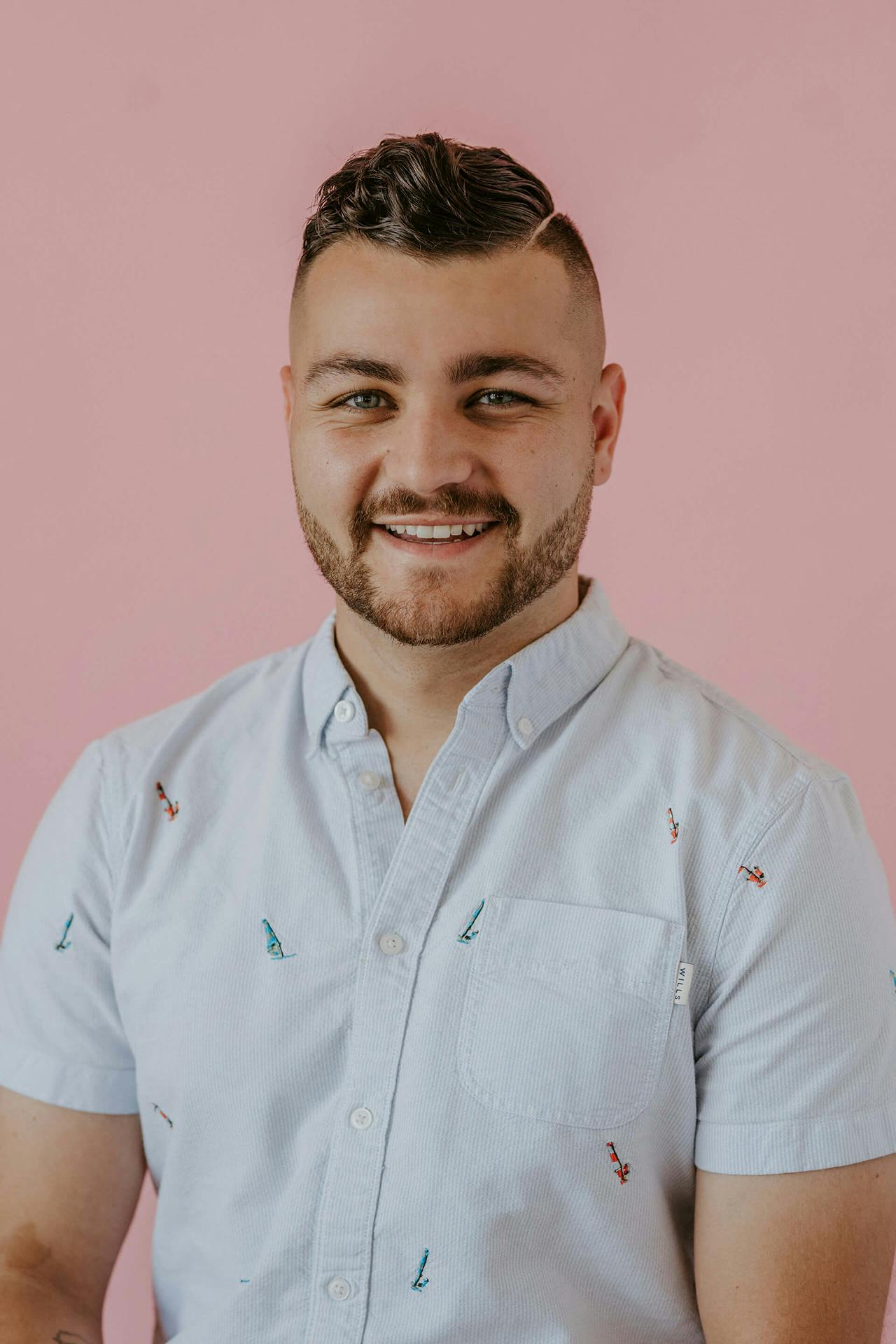 Yoni Gill was a Chief Operations Officer at Pixel Bakery Design Studio